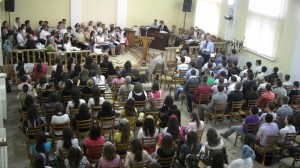 Întâlnire specială de tineri la biserica "Vestea Bună", Vaslui ȘtiriCreștine.ro