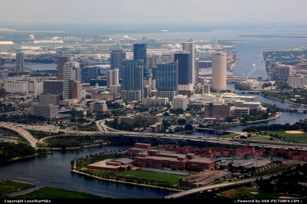 USA-Florida-Tampa-0--737419155