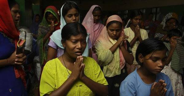 crestini_persecuted_india