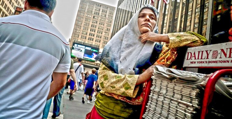 NYMuslimLady_RunsWithScissors_CC_1000x517