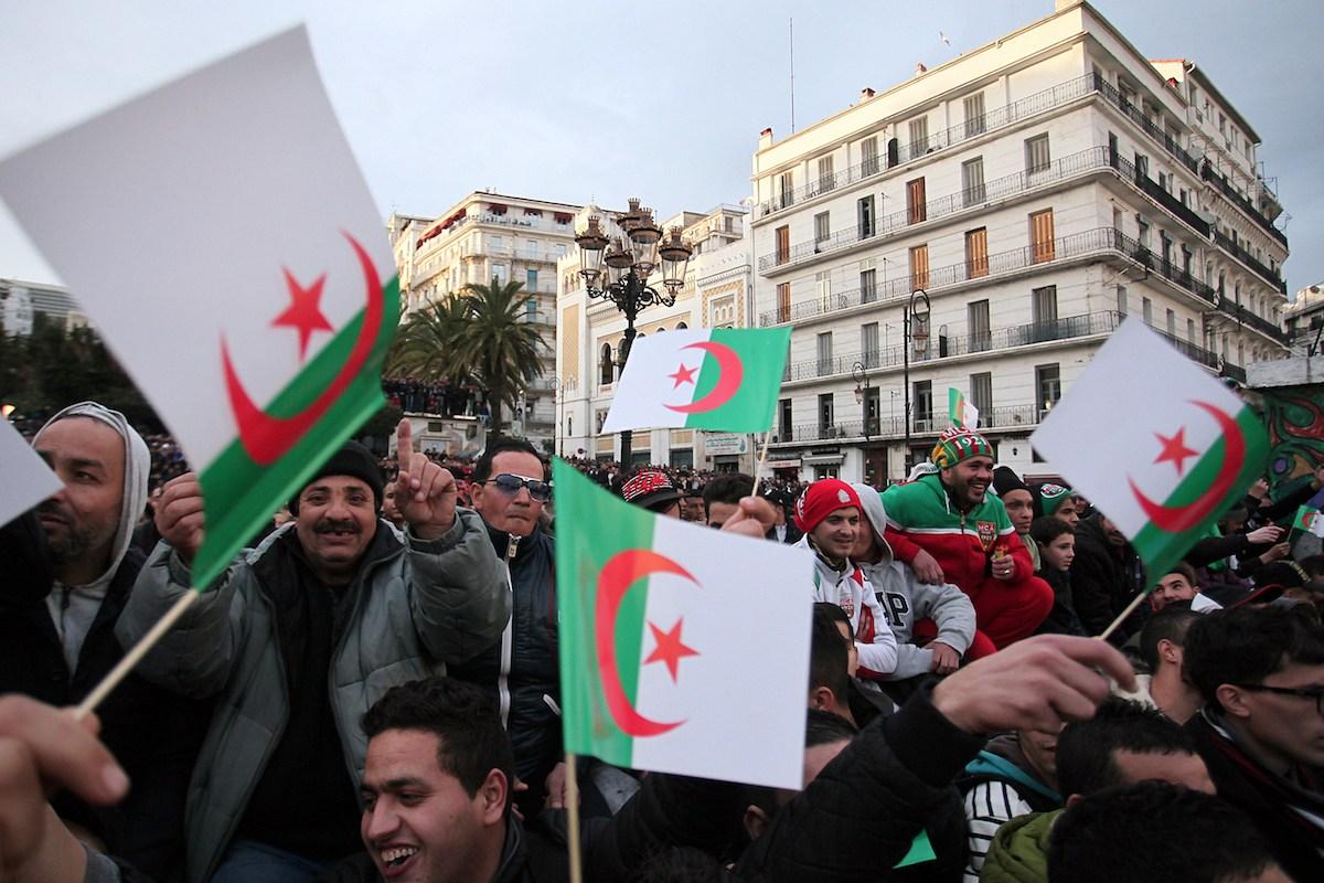 Al-Qaeda luptă pentru preluarea puterii și schimbarea conducerii statului după legea Șaria în Algeria