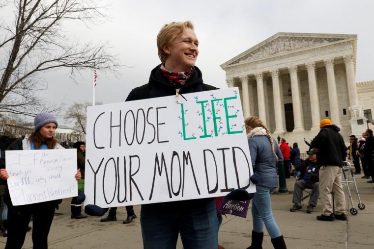 Statele americane înăspresc legislaţia privind avortul